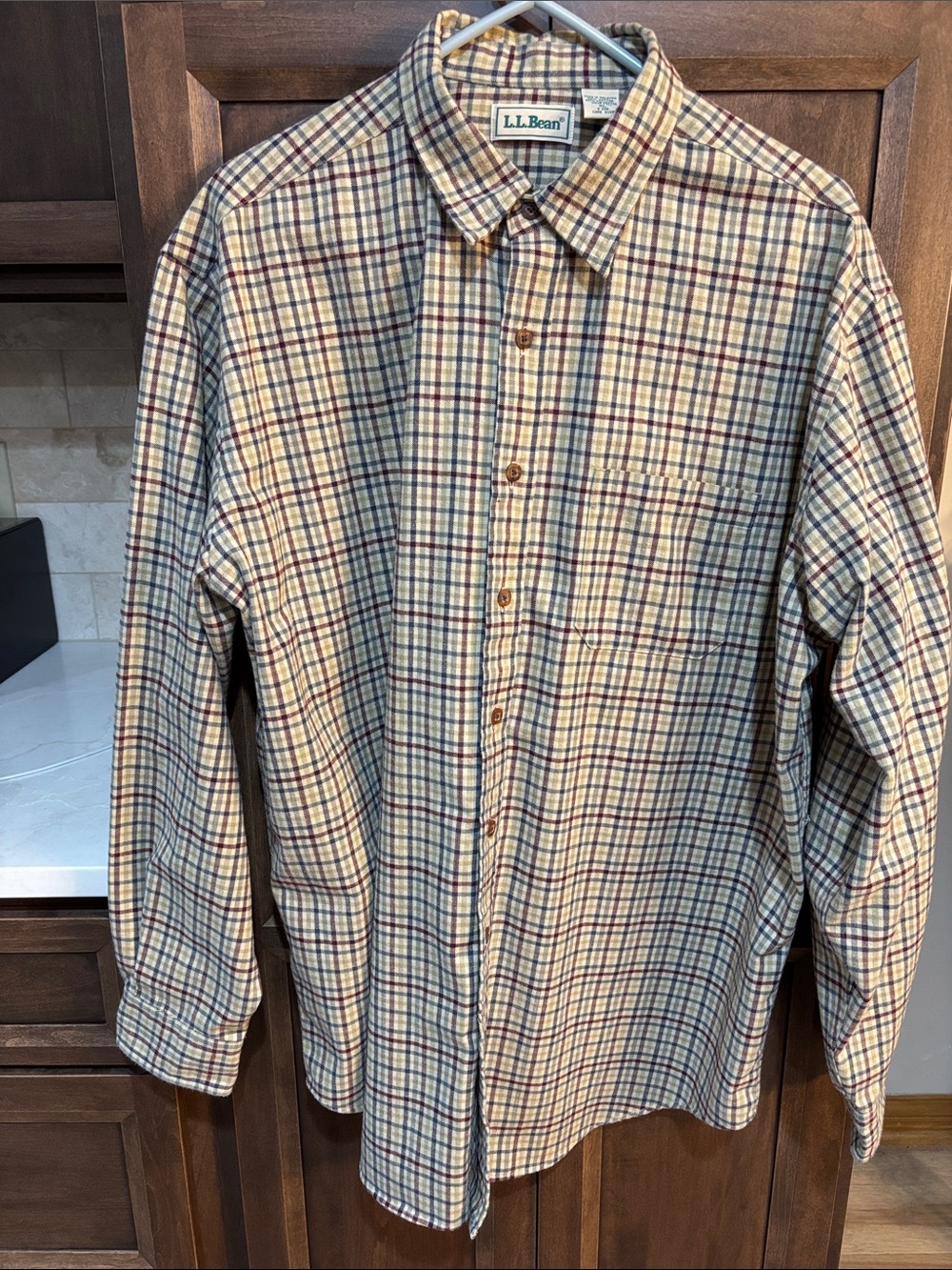 L.L. Bean Vintage Men's Plaid Button-Down Shirt Cream, Navy & Red Size XL TALL